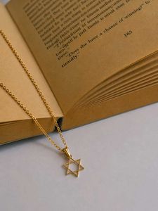 Elegant Star of David Necklace