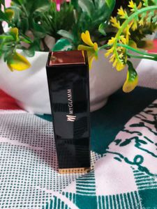 MyGlamm Manish Malhotra  Matte Lipstick - Barely N