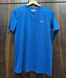 Men's Blue Under Armour T-Shirt