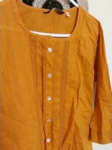 3 Women's Tops Combos