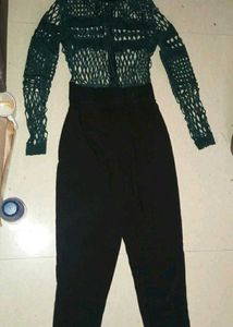Chic Black Jumpsuit with Net Sleeves