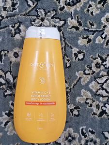 Dot & Key Vitamin C+E Super Bright Body Lotion
