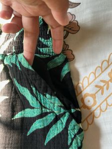 cute Tropical Leaf Print Shorts