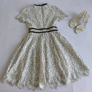 Elegant White Lace Dress🪞✨️🤍