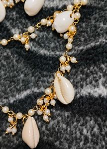 Exquisite Pearl &amp; Stone Choker Necklace