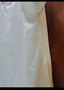Classic White Top With Flared Net Hands