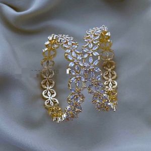 Ad bangles