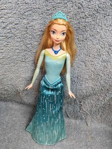 Disney Frozen Elsa Doll