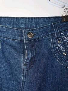 Women's Blue Denim Capri Jeans