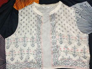 Elegant Printed Ethnic shrug