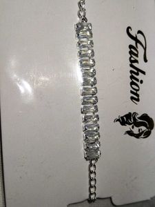 Elegant Crystal Bracelet