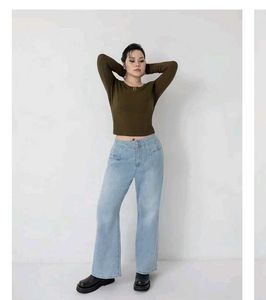 boot cut pants , fade blue