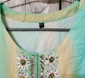 Price Dropped Beautiful Kurti Set With Dupatta