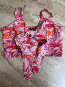 Boho Tie-Front Crop Top 👚🎀
