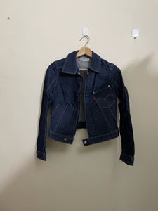 Classic Levi's Women Denim Jacket