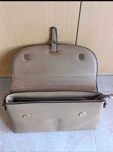 Stylish Tan Crossbody Bag