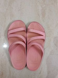 Redtape women Sliders