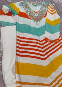 ✅😛Embroidered Kurta Set