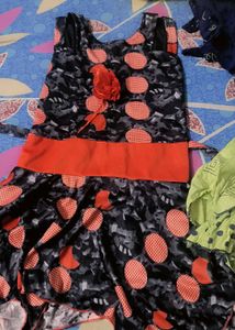 Girl's Clothes