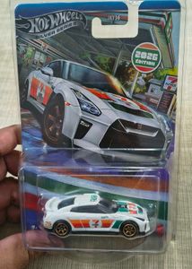 Nissan 7*11