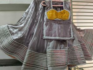 Navratri outfit Lehnga and kurti set