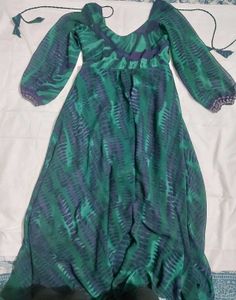 Stylish Green &amp; Purple Printed frock suit
