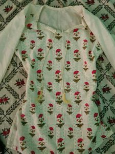 Women's White Floral Print Kurta
