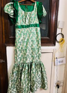 Heavy Mermaid Gown Dramatic Sleeves And Square Neck