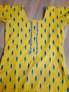beautiful cotton kurti with plazoo.good quality. only 1 time use .size not fit for me.try this lovely dress  😍