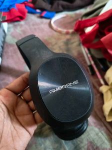 Headphone With Tag