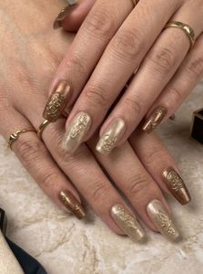 Elegant Gold Ombre Coffin Nails