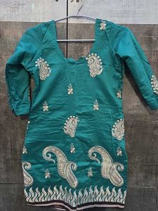 Beautiful Teal Kurta Set with Maroon Pants