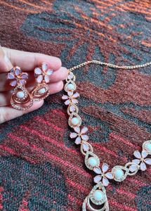 Elegant Necklace and Earring Set