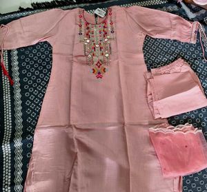 Elegant Peach Embroidered Kurta Set