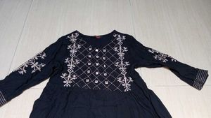 Beautiful Round Short Kurti 🖤