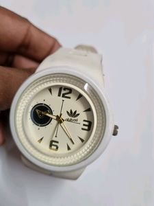 Watch ⌚️ White Color For Man 80%off