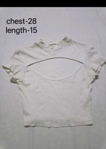 4 Trendy Women's Tops