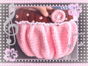 Crochet pouch