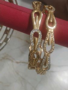 Elegant Gold Bangle Set combo of 4
