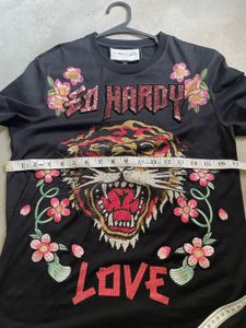 ED HARDY T SHIRT