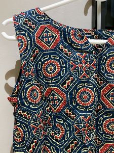 Sleeveless Cotton Casual Crop Top