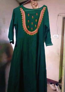 Green Embroidered Kurta