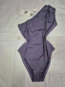 One-Shoulder bodysuit