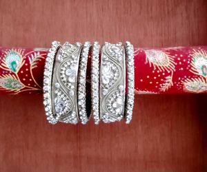 Elegant 🌈 Silver Stone Bangles Set