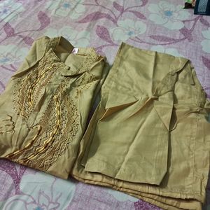 One Set Of Pyjama And Punjabi For 7 ,,,_8 Yea