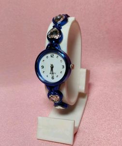 Brand New Quartz Women Watch