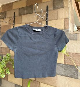 Black Cropped Top