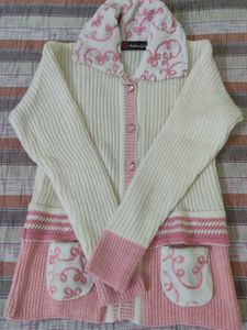 Chic Knit Cardigan with Pink Accents