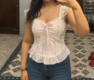 Cute Pink Floral Lace Peplum Top