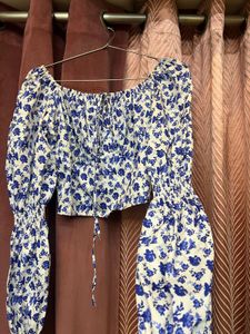 Blue Floral Off-Shoulder Puff Sleeve Crop Top